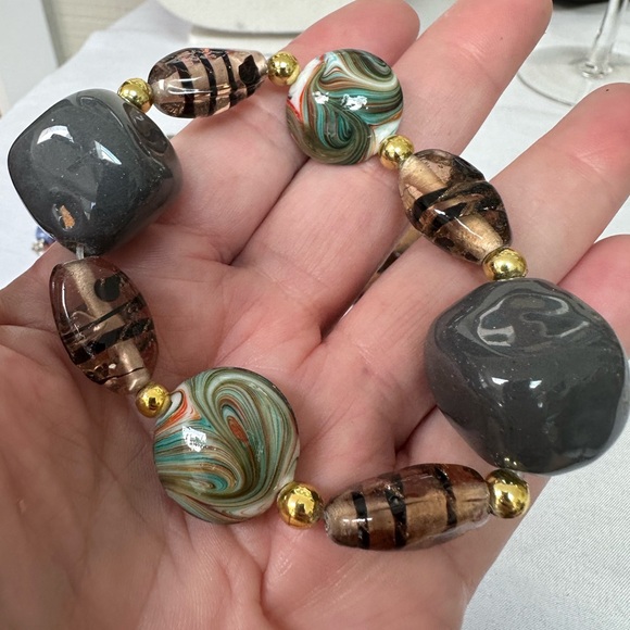 Glass and natural polished stone stretch style bracelets - Picture 8 of 9